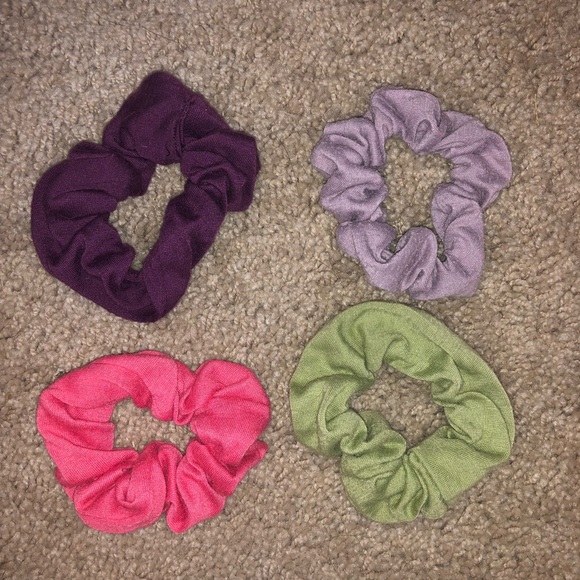 Scrunchies - Picture 5 of 8